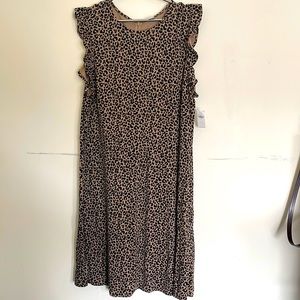 👗NWT Old Navy leopard print swing dress